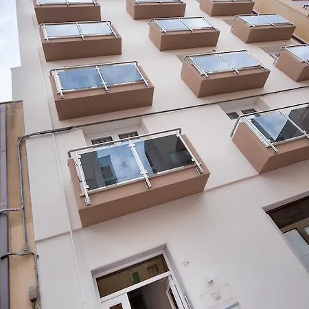Finestre D'occidente Aparthotel