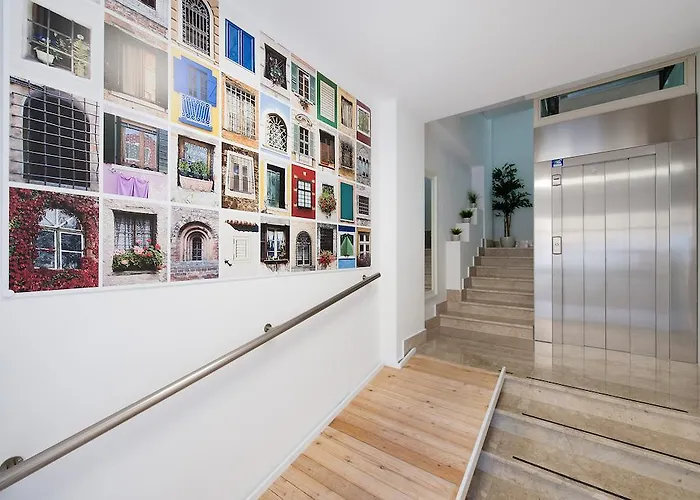 Finestre D'occidente Apart Otel 4*